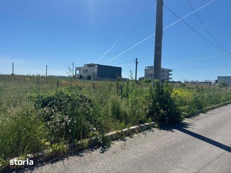 Teren de 950 mp, în Central