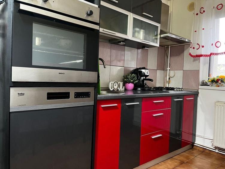 Apartament de vanzare in Titu Gara, Dambovita - 1