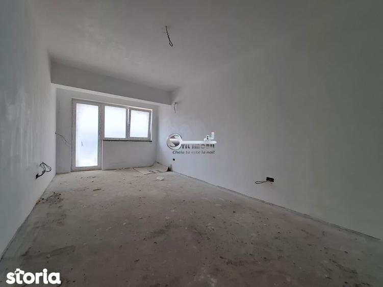 Apartament cu 3 camere decomandat în Galata