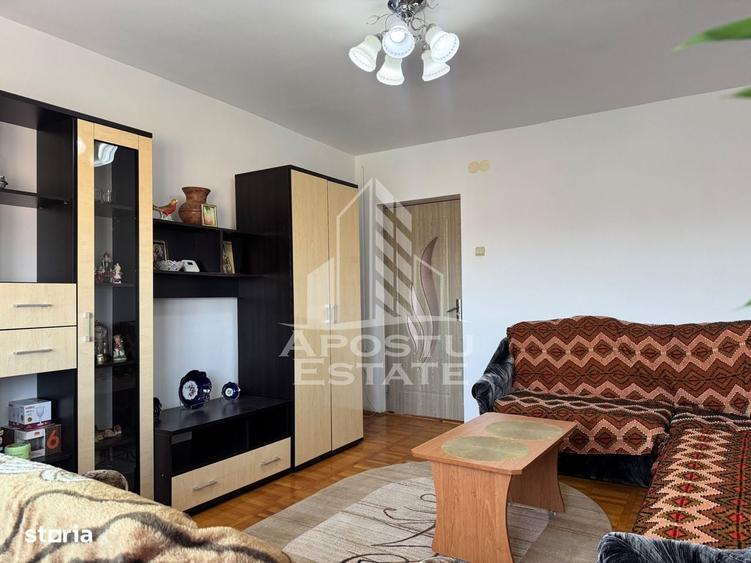 Apartament cu 2 camere decomandat în Dâmbovița — fotografia 1
