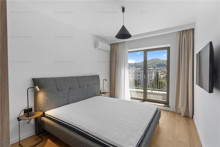 Apartament cu 3 camere decomandat, mobilat în Central