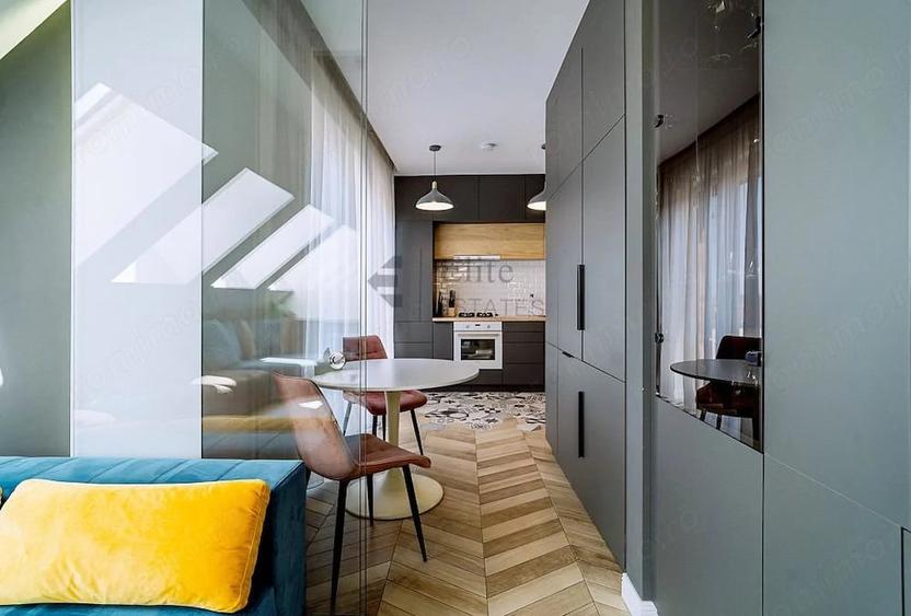 Apartament cu 4 camere în Central