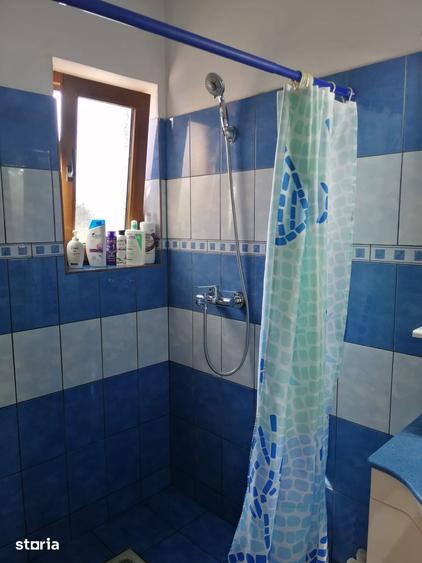 Casă cu 4 camere cu Teren 394 Mp în Km 4