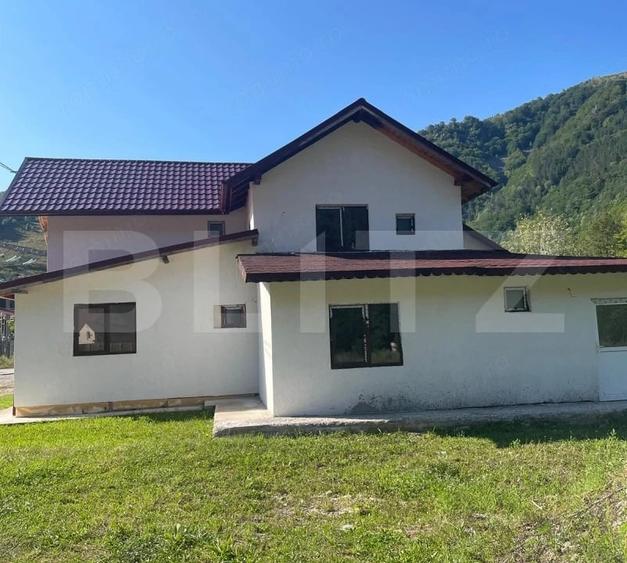 Casa individuala pentru vacan?a/investi?ie in Mari?el - 3