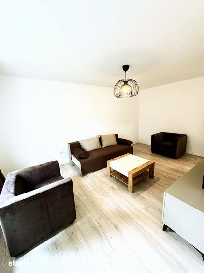 Apartament cu 2 camere, mobilat în Delfinariu