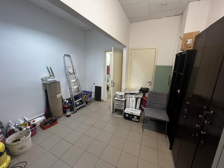 Spațiu comercial, de 76 mp, în Central