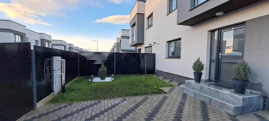 Apartament cu 2 camere semidecomandat în Sânpetru