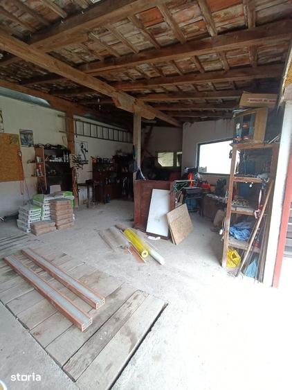 Casă cu 3 camere cu Teren 1760 Mp în Meteș