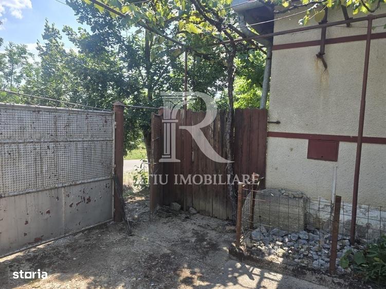 Casă cu 2 camere în Rontău