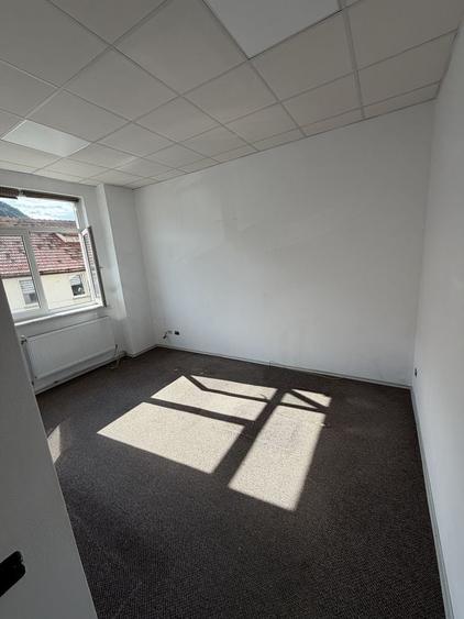 Spațiu comercial, de 56 mp, în Central