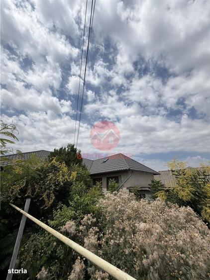 Casă cu 4 camere cu Teren 1250 Mp în Cumpăna