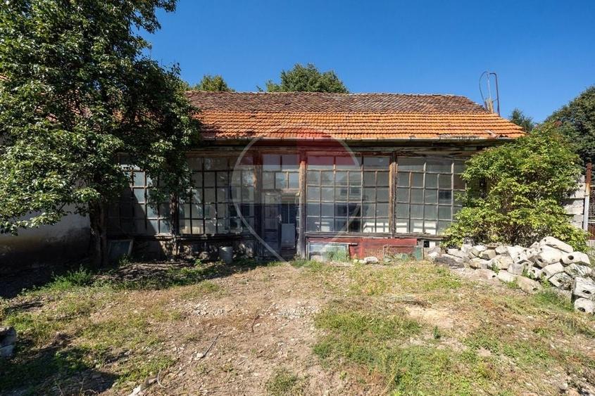 Casa cu potențial rar în Săcele: 2 corpuri și teren de 1.048 mp - 23