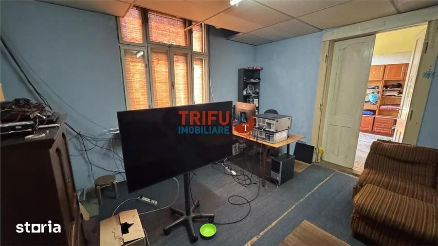 Casă cu 4 camere cu Teren 602 Mp în Central