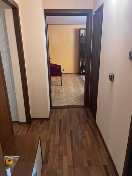 Apartament cu 4 camere decomandat, mobilat în Brazda lui Novac