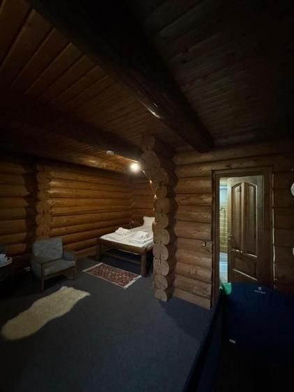 Casă cu 4 camere în Stațiunea Climaterică Sâmbăta