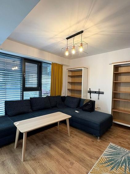 Apartament cu 3 camere în Drumul Taberei