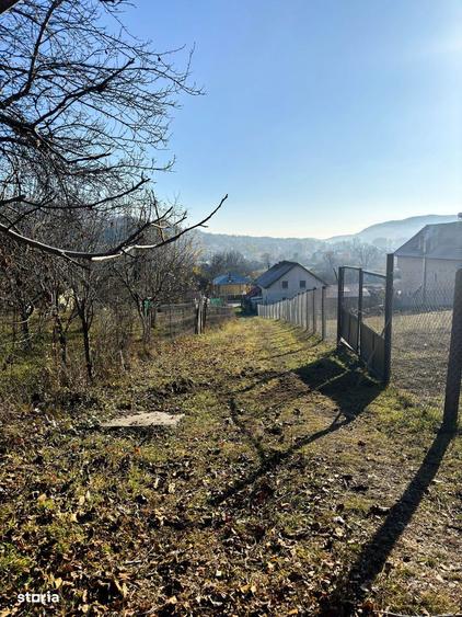 Teren de 1000 mp, în Central