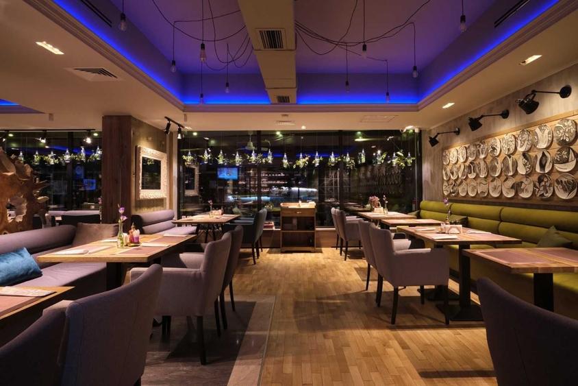 Spațiu comercial, de 360 mp, în Central