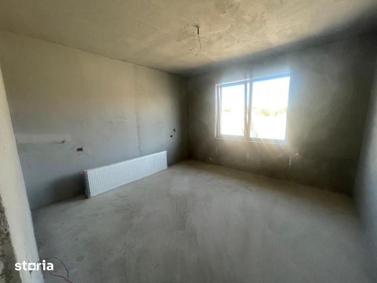 Casă cu 3 camere cu Teren 500 Mp în Malu Mare
