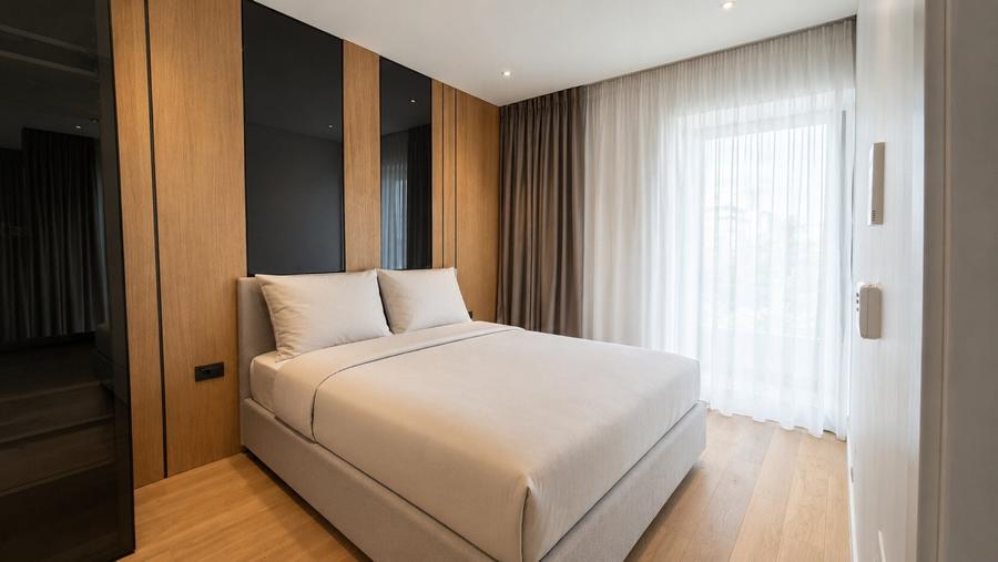 Apartament cu 4 camere în Barbu Văcărescu