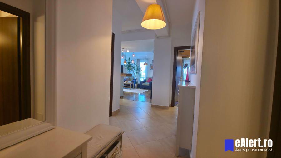 Apartament cu 3 camere decomandat în Dămăroaia
