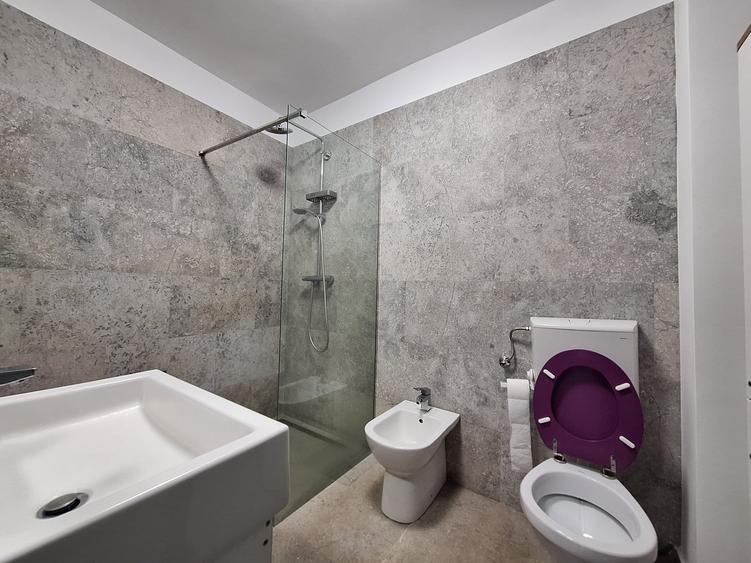 Apartament cu 2 camere, 52 mp, parcare, zona Razoare - 8