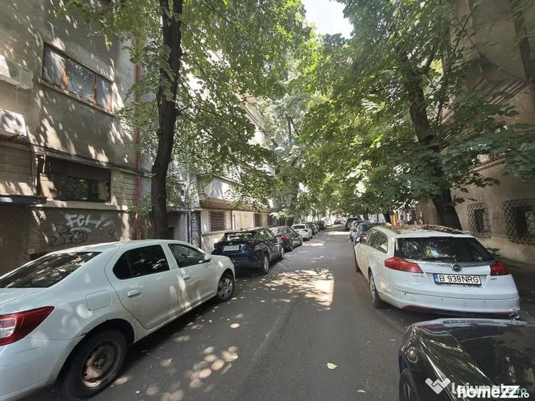 Apartament cu 3 camere decomandat în Eminescu