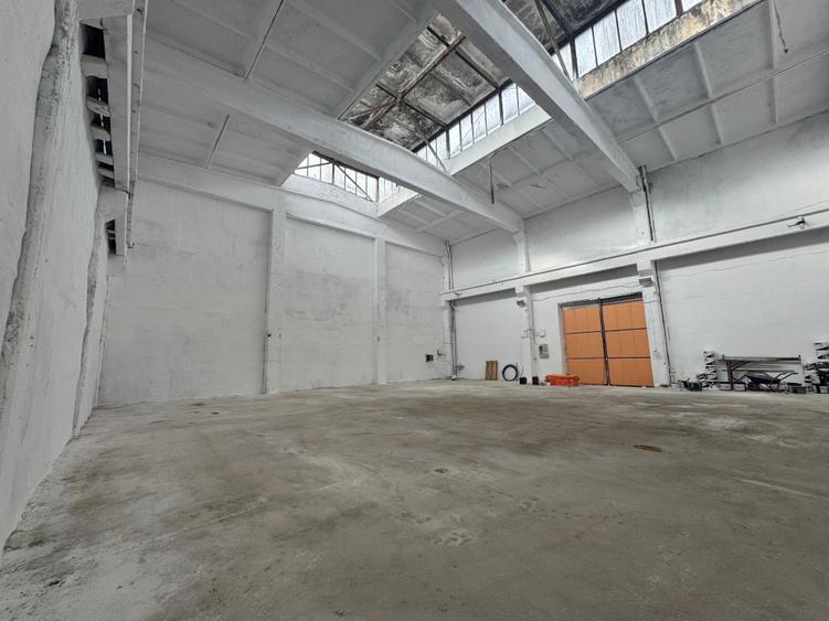 Spațiu comercial, de 1,000 mp, în Vladimirescu