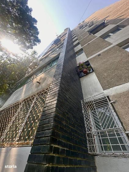 Apartament cu 2 camere decomandat în Drumul Taberei