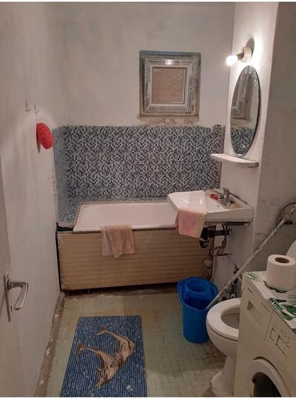 Apartament cu 2 camere semidecomandat în Badea Cârțan