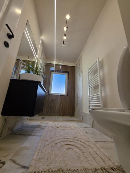 Apartament cu 2 camere decomandat în Florești