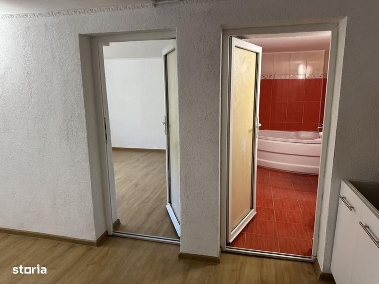 Apartament cu 2 camere în Micro 16