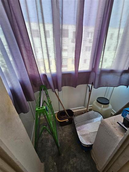 Apartament cu 2 camere semidecomandat în Hipodrom