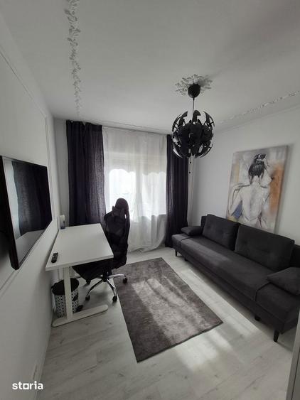 Apartament cu 3 camere decomandat în Micălaca