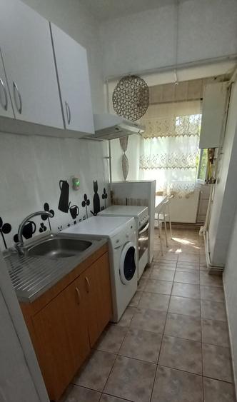 Garsonieră decomandată în Lujerului