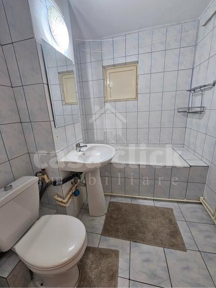 Apartament cu 2 camere decomandat în Micro 17
