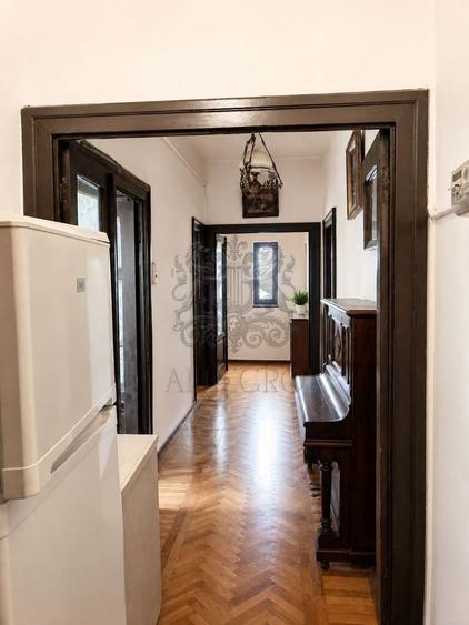 Apartament cu 2 camere decomandat în Domenii