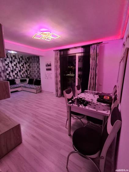 Apartament cu 2 camere semidecomandat în Mioveni