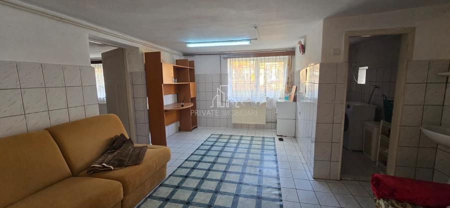 Casă individuală cu 4 camere cu Teren 432 Mp în Central