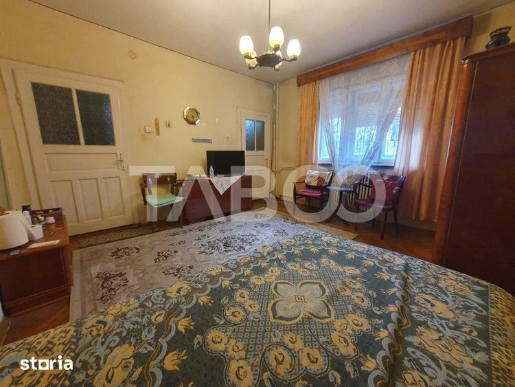 Casă cu 4 camere cu Teren 374 Mp în Central