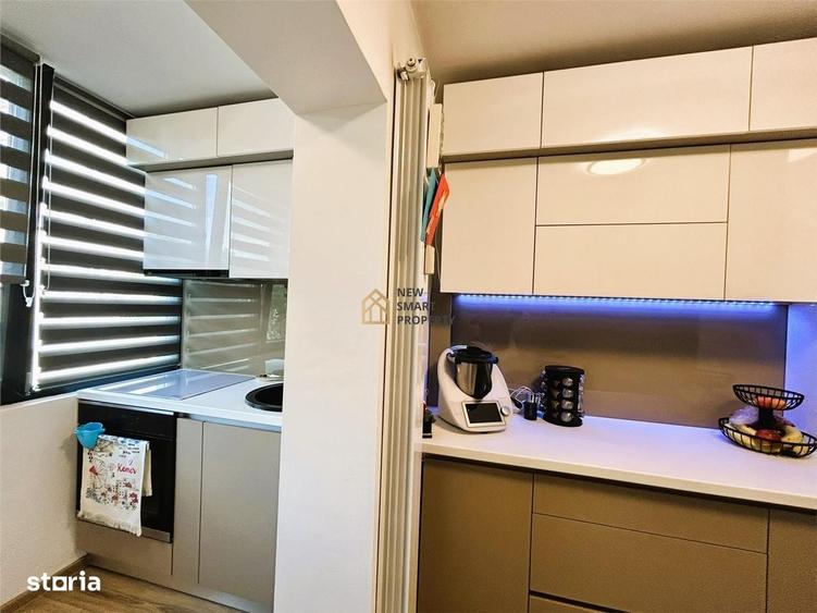 De vanzare apartament 3 camere Rogerius cu parcare de domiciliu - 1