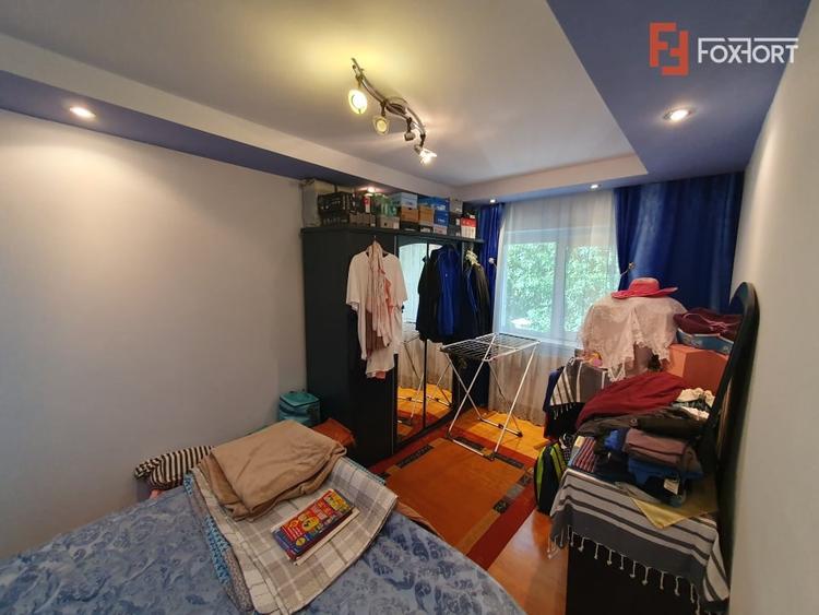 Apartament cu 3 camere semidecomandat în Kiriac
