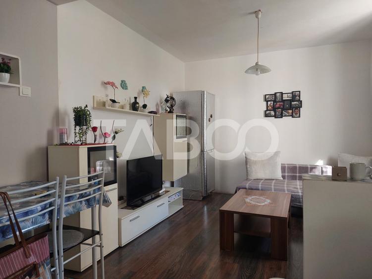 Apartament cu 3 camere decomandat, mobilat în Cisnădie