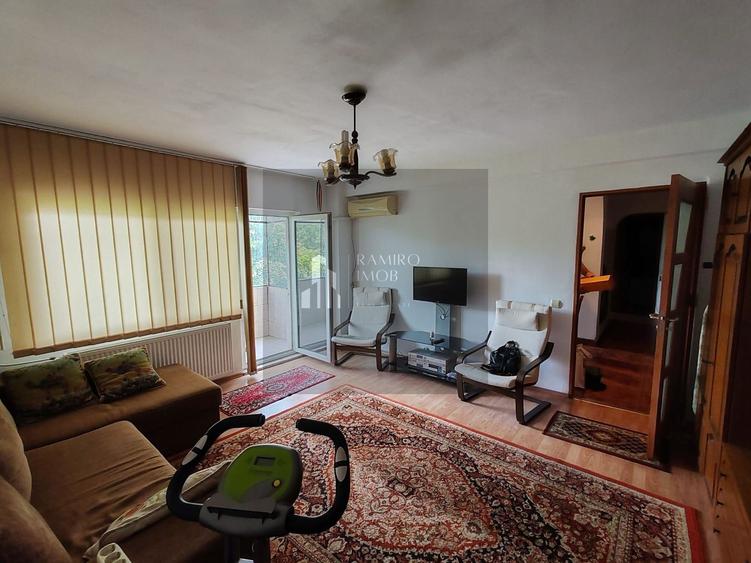 Apartament cu 2 camere decomandat în Rahova