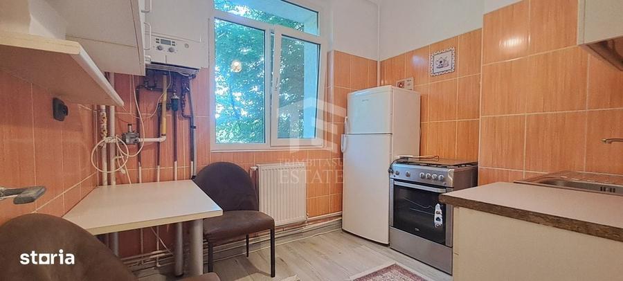 Garsonieră decomandată în Brâncoveanu