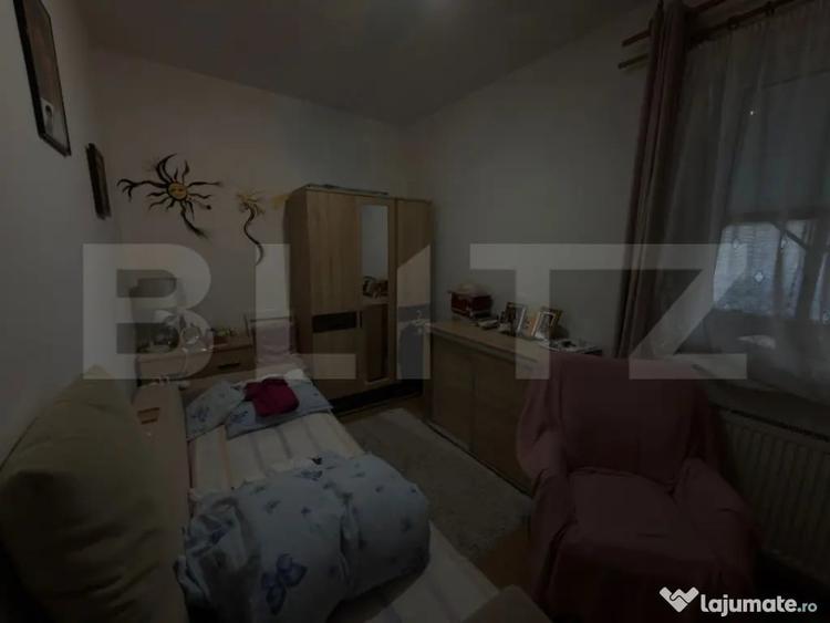 Casă cu 7 camere cu Teren 776 Mp în Păulești