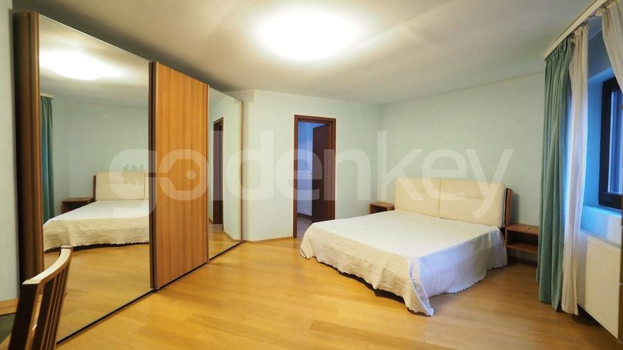 Casă individuală cu 5 camere cu Canalizare în Pipera