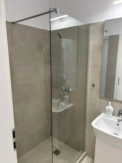 Apartament cu 3 camere decomandat în Morarilor