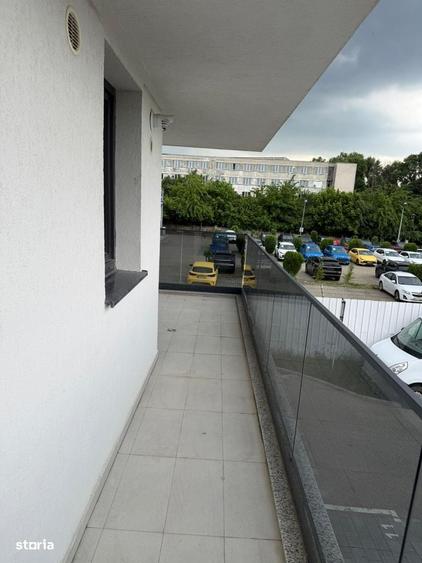 Apartament cu 3 camere decomandat în Fundeni