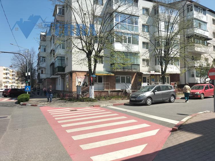 Spațiu comercial, de 25 mp, în Central